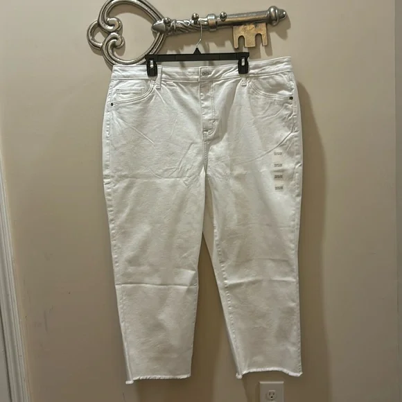 Plus Size SONOMA White Nicolini Curvy Fit Straight Crop Raw Hem Jean Pants 20W - Picture 1 of 6